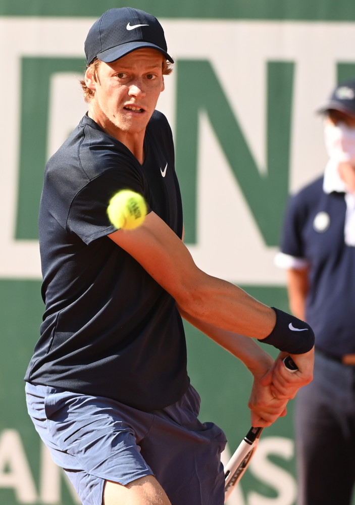 国际舞台稳 国际舞台稳