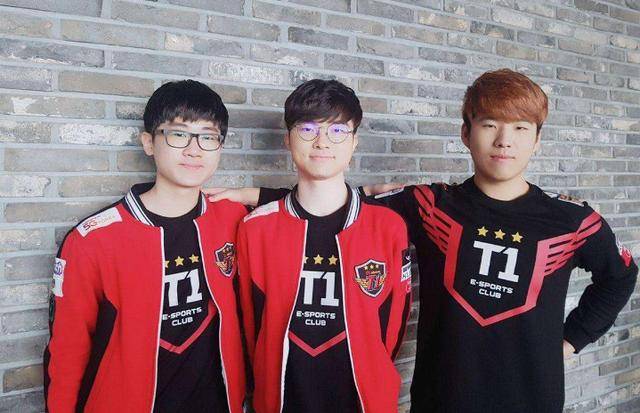 赢得荣誉 赢得荣誉