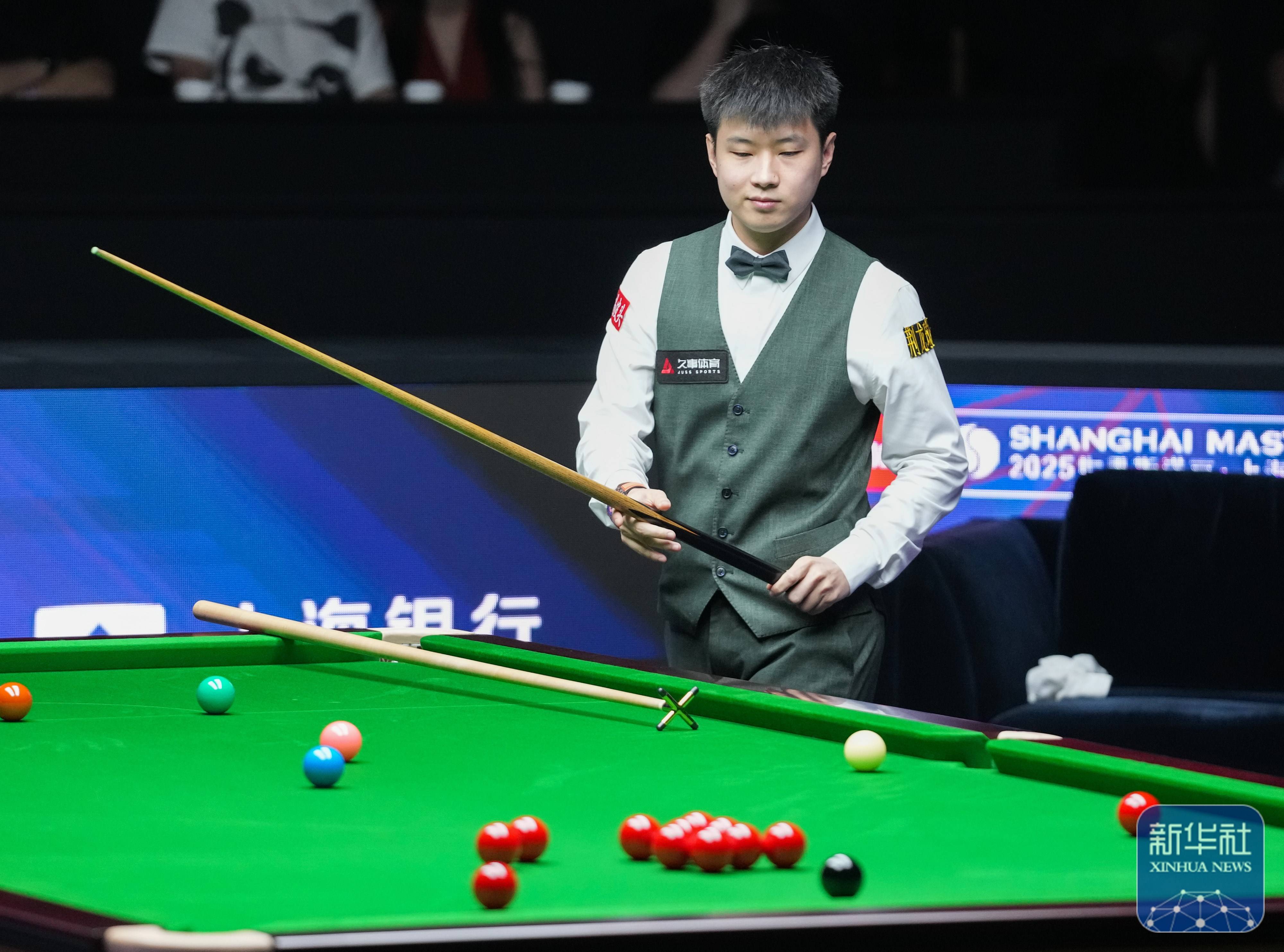 让球员更容 让球员更容